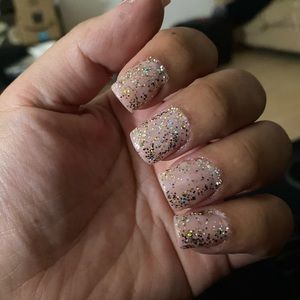 Meet your Posher, Anjelica